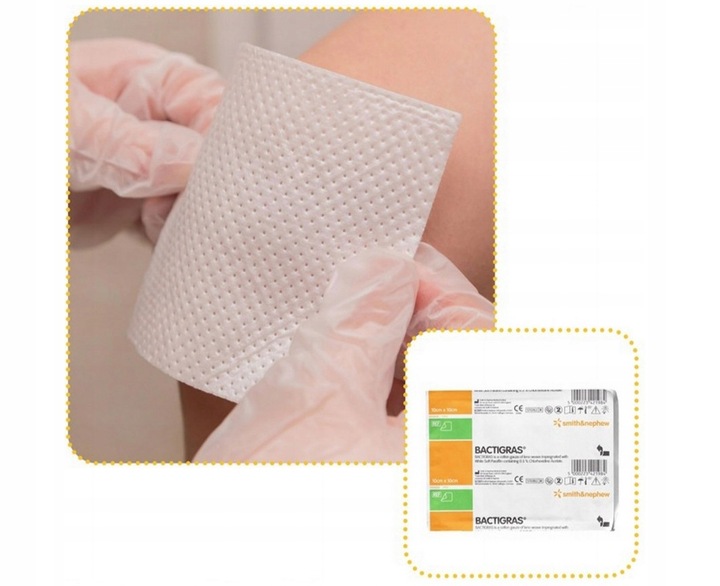 Opatrunek parafinowy z chlorhexydyną Smith&Nephew Bactigras 10x10cm 10 szt.