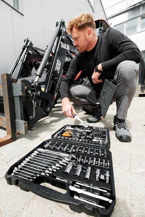 NEO TOOLS Zestaw Kluczy Nasadowych 220 el. 1/2" 3/8" 1/4" Walizka Stal CrV