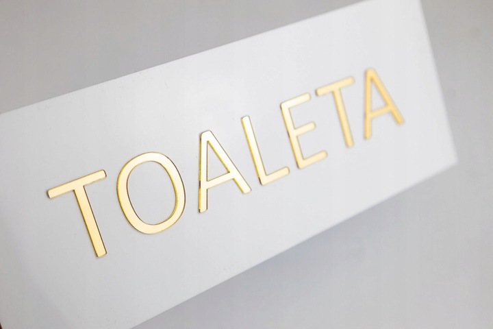 TABLICZKA NA DRZWI TOALETA DO BIURA INFORMACYJNA PLEXI ZŁOTE NAPISY GLAMOUR