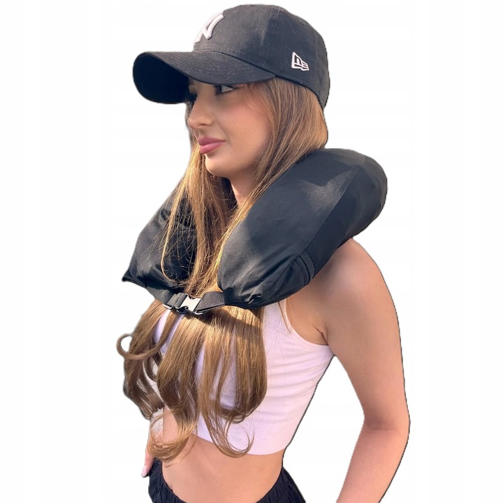 poduszka podrozna na ubrania z miejscem na dodatkowy bagaż Czarna