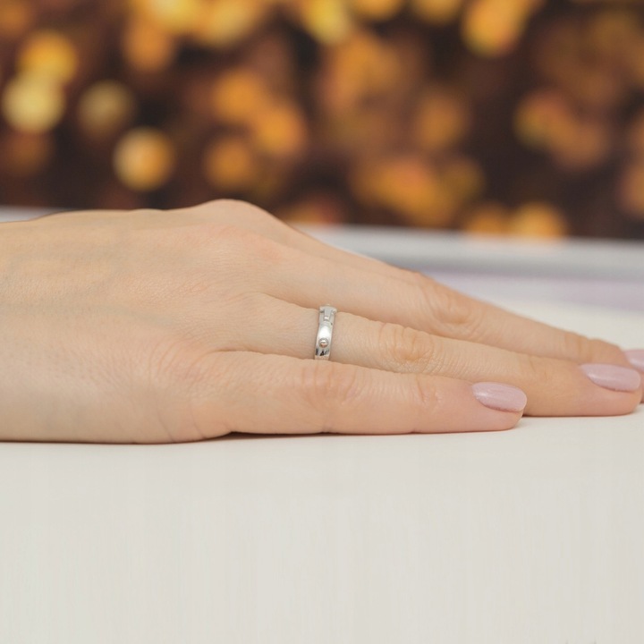 SREBRNY PIERŚCIONEK RÓŻANIEC NA PALEC pr. 925