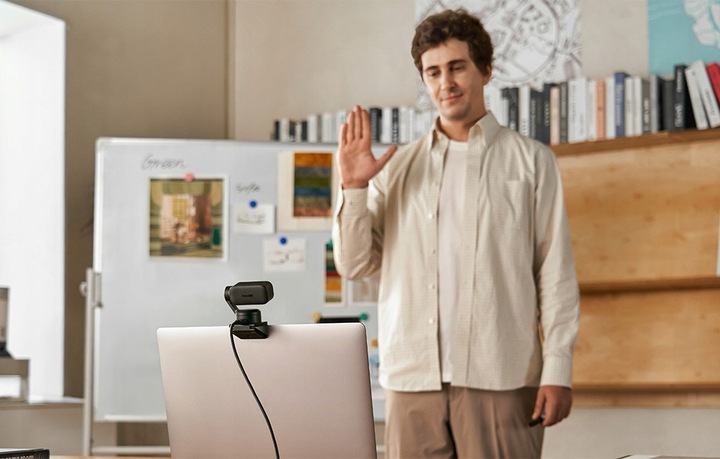 Kamera Insta360 Link 2 Kamerka Internetowa Z Mikrofonem AI 4K Ultra HD USB