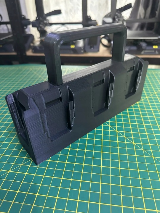 Koszyk na 8 baterii / Akumulatorów, do narzędzi DeWALT 18V i 54V