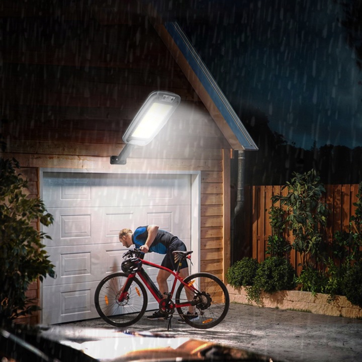 LAMPA SOLARNA LED 600W Z CZUJNIKIEM RUCHU I ZMIERZCHU ZEWNĘTRZNA +