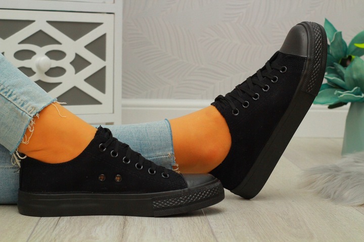 TRAMPKI DAMSKIE CZARNE BUTY SPORTOWE TENISÓWKI KLASYCZNE ALL BLACK