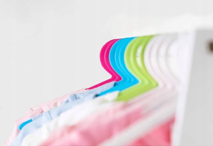 WIESZAKI DZIECIĘCE KOLOROWE NA UBRANIA ODZIEŻ UBRANIOWE DLA DZIECI 50