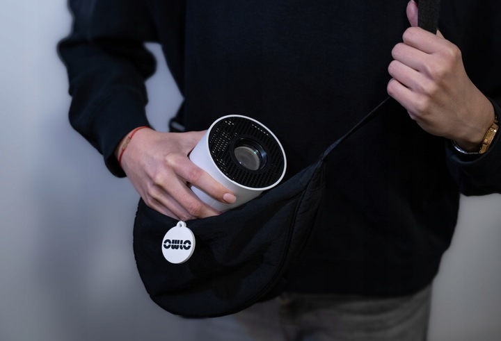 Rzutnik Projektor 2025 NOWY FULL HD 4K WiFi Pilot Android TV HY300