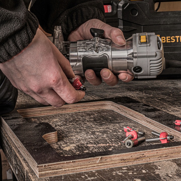 Frezarka górnowrzecionowa 800W do drewna pionowa ręczna do krawędzi