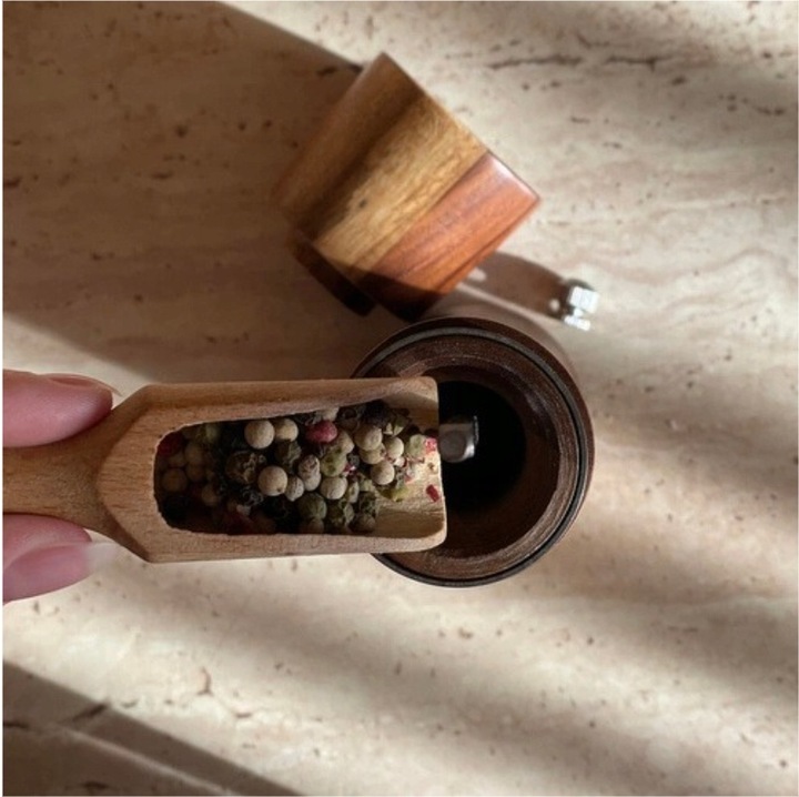 Młynek ręczny do soli i pieprzy DREWNIANY Ruhhy 2 sztuki