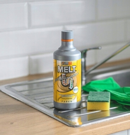 ŚRODEK PŁYN DO UDRAŻNIANIA RUR KANALIZACJI MELT x 1 szt 0,75L