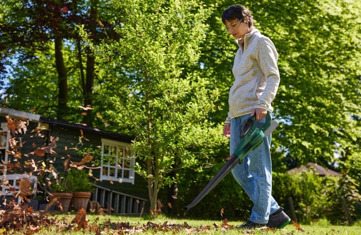 AKUMULATOROWA DMUCHAWA DO LIŚCI PARKSIDE PLBA C4 20V LEKKA OGRODOWA