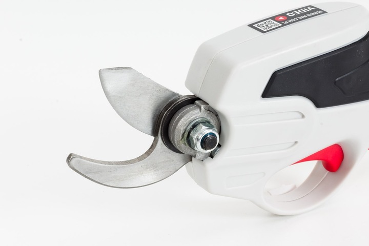 SEKATOR do gałęzi AKUMULATOROWY NAC 7,2V do 18 mm + AKU 1,5 Ah +