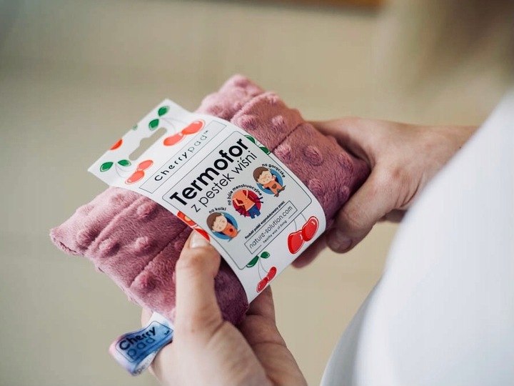 Termofor z pestek wiśni na kolki MINKY | CherryPad