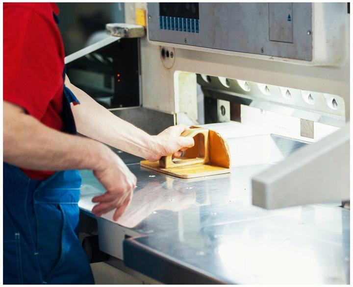 Ulotki A5 A6 A4 DL DRUK Z CANVA - FULL KOLOR 150g