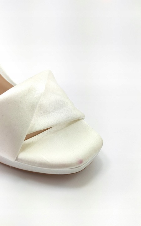 SATYNOWE SANDAŁY ŚLUBNE 35