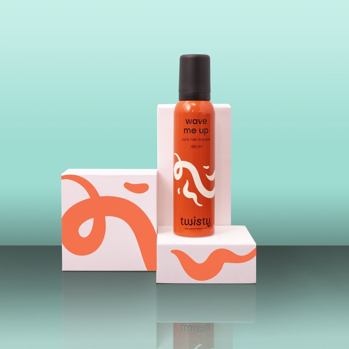 PIANKA do WŁOSÓW kręconych utrwalająca skręt LEKKOŚĆ UTRWALA TWISTY