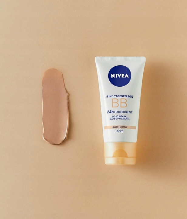 NIVEA BB 5w1 Krem na dzień filtr UV SPF 15 nawilżający - odcień jasny 50ml