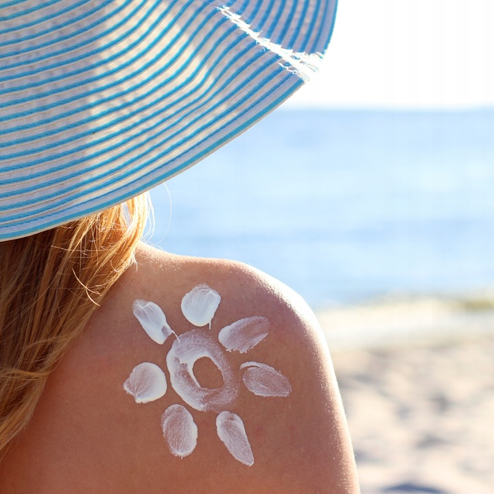 Greckie opalanie Aloha Tropic Suchy olejek BOOSTER PRZYSPIESZACZ OPALANIA