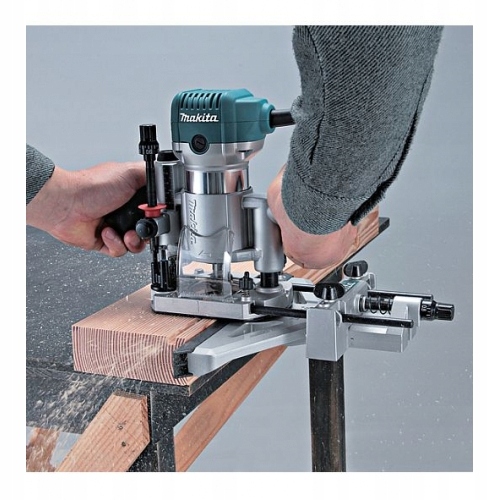 FREZARKO-WYCINARKA 710W AKCESORI RT0702CX2J MAKITA
