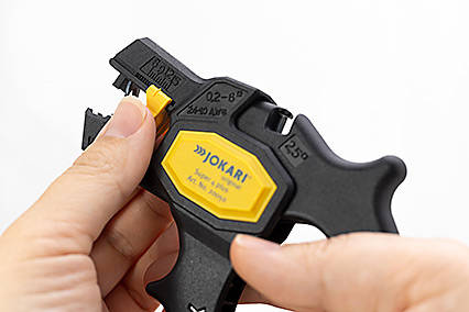 JOKARI NÓŻ DO ŚCIĄGANIA IZOLACJI SUPER 4 20050