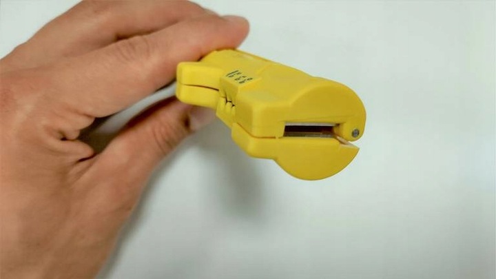 Ściągacz izolacji do kabli JOKARI no14 - 30140