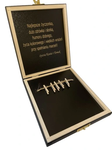 PUDEŁKO NA PIENIĄDZE PREZENT URODZINY 18 -100 LAT