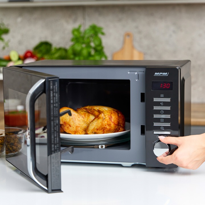 Kuchenka mikrofalowa 20l czarna MPM-20-KMT-05