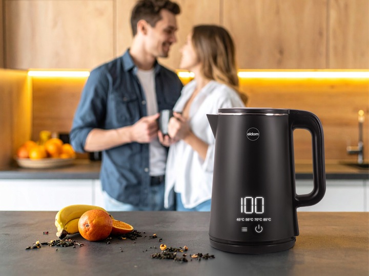 Czajnik bezprzewodowy z regulacją temperatury C515 czarny 2000W 5
