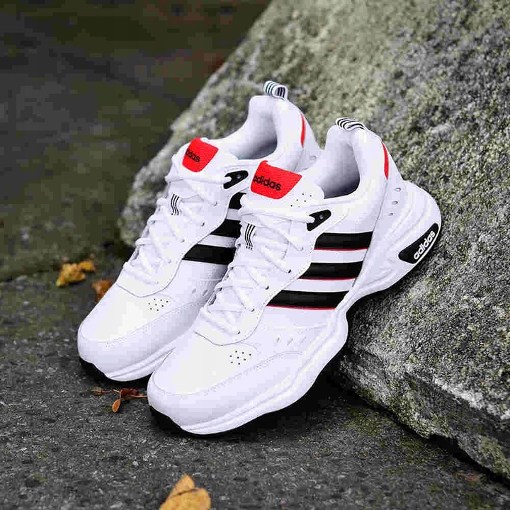 Buty męskie sportowe białe trening siłownia adidas STRUTTER EG2655 42 2/3