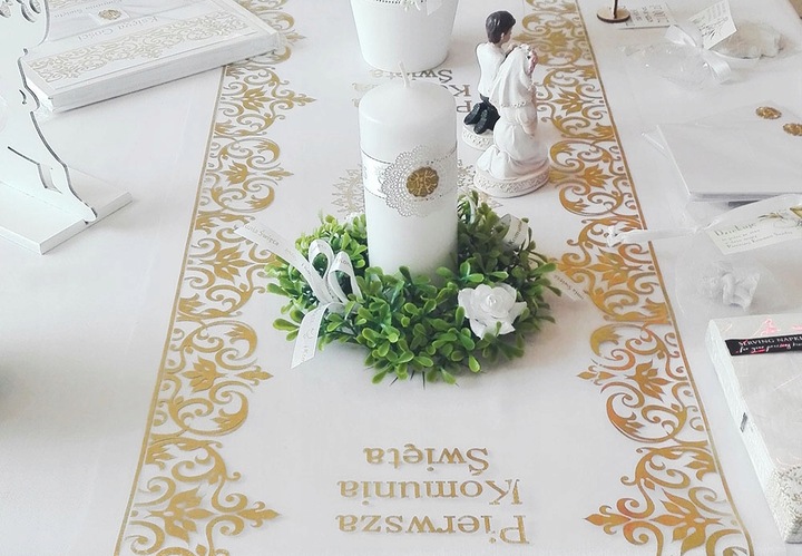 ORGANZA KOMUNIJNA komunia dekoracja stołu na stół bieżnik na komunię złoty