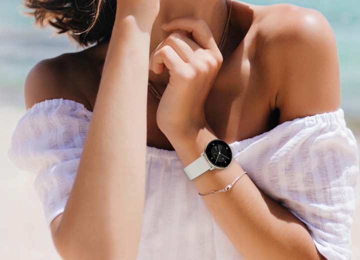 SMARTWATCH DAMSKI AMOLED FUNKCJA ROZMOWY SMS CIŚNIENIOMIERZ POMIAR TĘTNA