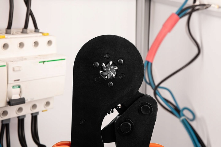 Szczypce do zaciskania końcówek tulejkowych zaciskarka do tulejek