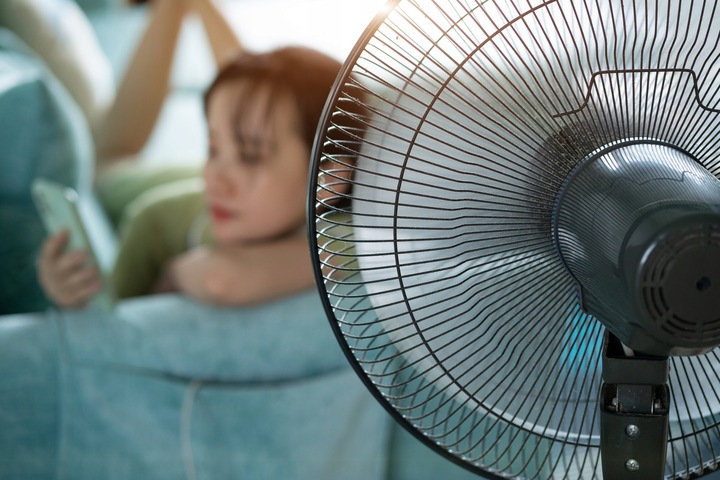 STOJĄCY WIATRAK PODŁOGOWY DO DOMU CICHY WENTYLATOR