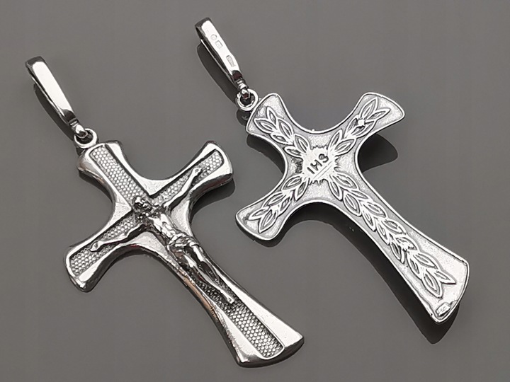 SREBRNY DUŻY KRZYŻYK z JEZUSEM oksydowany - przelotka 1.5 cm