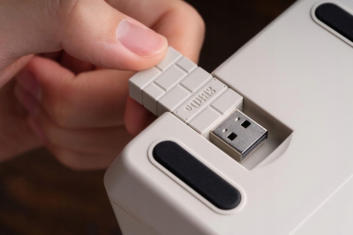 Numpad Mechaniczny z Kalkulatorem 8Bitdo Retro Mechanical Numpad M Edition