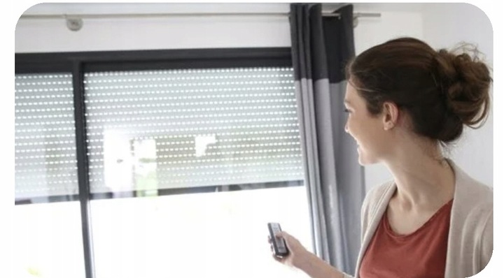 Pilot 5 kanałowy z timerem zegarem PORTOS, Yooda, Aluprof