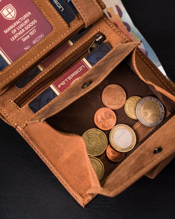 PETERSON modny portfel męski skórzany nubuk RFID na prezent
