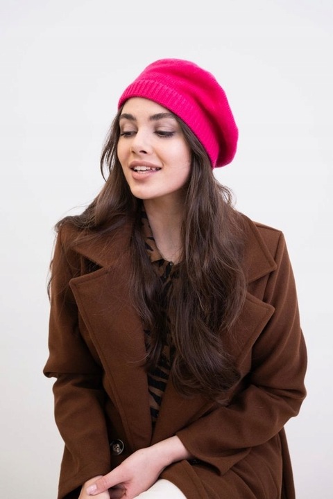 Beret damski angorowy Knitted Moments - ciepły, angora Czarny