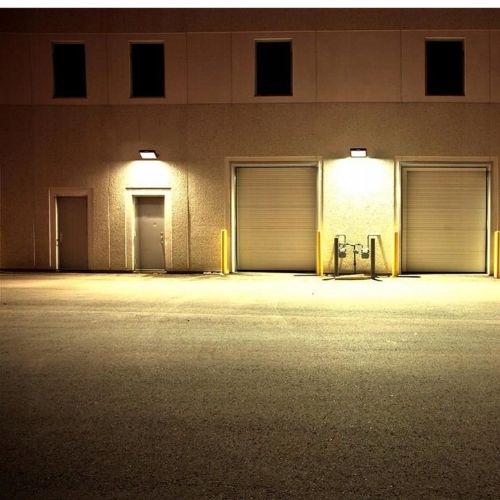 HALOGEN NAŚWIETLACZ LED 20W SLIM CZUJNIK RUCHU