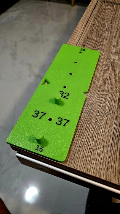 Przymiar do podpórek z regulacją półki 7 x 32mm - Dokładne wiercenie