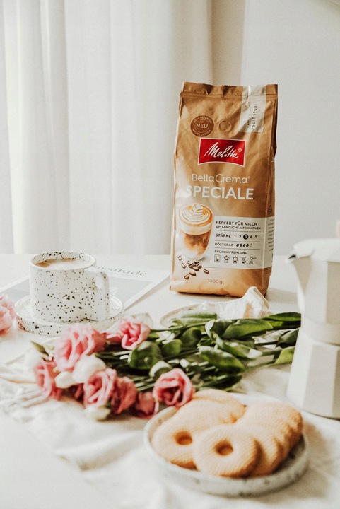 Kawa ziarnista MELITTA BELLACREMA SPECIALE 1kg | niegorzka, z nutą orzecha