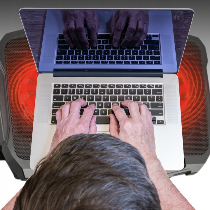 PODSTAWKA CHŁODZĄCA POD LAPTOPA WIATRAK DO KOMPUTERA NOTEBOOKA RGB 12-17"