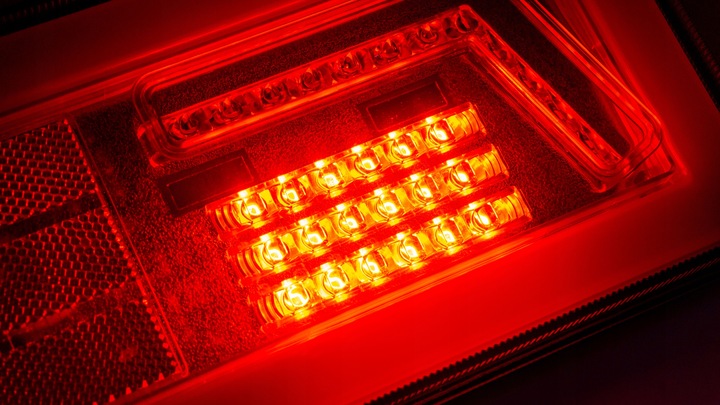 Lampa lampy tylne LED do lawety TIR neon 12/24 L