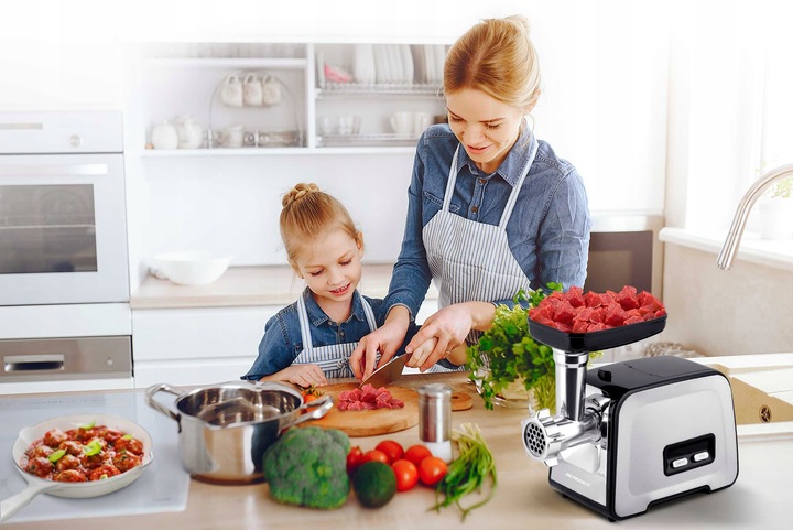 Maszynka do mielenia mięsa Berdsen 1200W Komplet nasadek i sitek