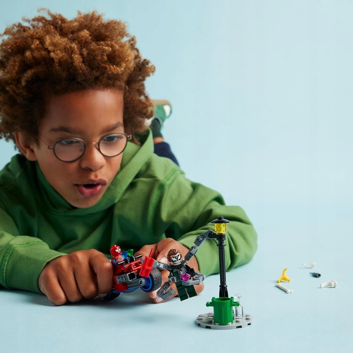 LEGO MARVEL 76275 POŚCIG NA MOTOCYKLU SPIDER MAN VS DOC OCK zestaw klocków