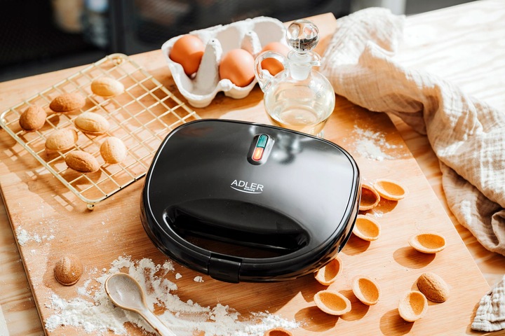 OPIEKACZ DO ORZESZKÓW CIASTEK Forma 12 sztuk 1200W Powłoka