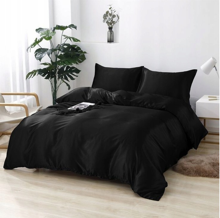 KOMPLET KOŁDRA CAŁOROCZNA ANTYALERGICZNA 160x200 + 2x PODUSZKA 70x80 CZARNY