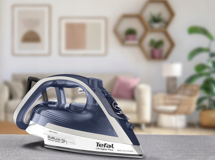 Żelazko parowe TEFAL Ultragliss Plus FV6812 2800W Durilium Anti-drip