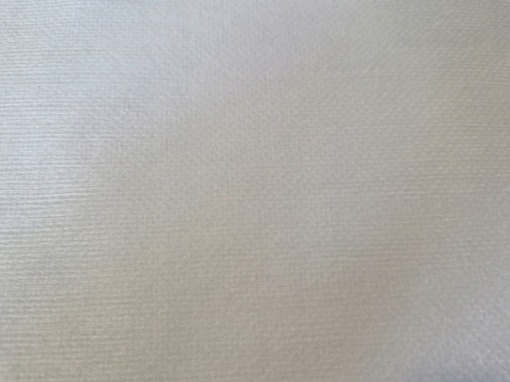 Jednorazowy ręcznik fryzjerski 70x50 50 szt.