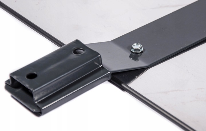 TRÓJKĄT OSTRZEGAWCZY Z UCHWYTEM POJAZD WOLNOBIEŻNY METAL POLSKI HOMOLOGACJA